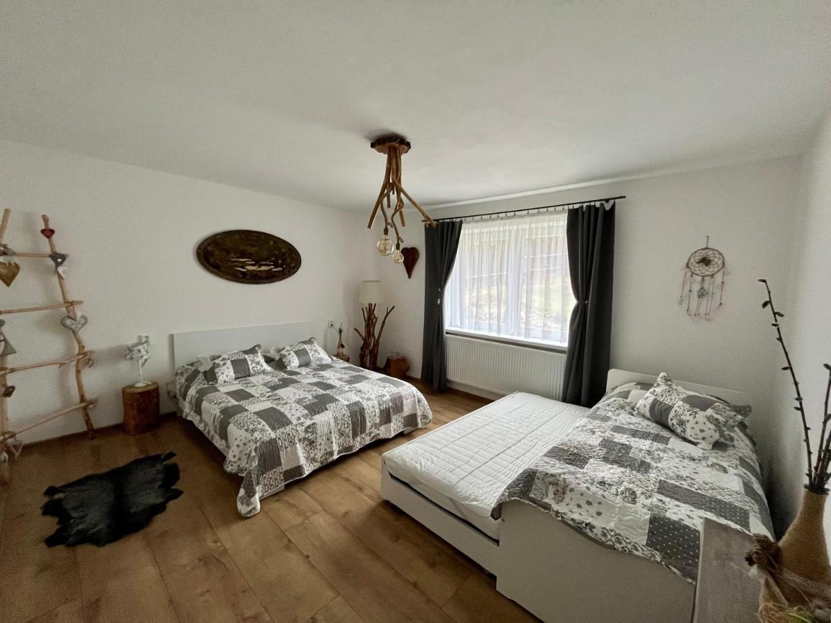 Prosiek Apartmanovy Dom Adas מראה חיצוני תמונה