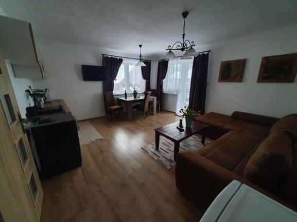 Prosiek Apartmanovy Dom Adas מראה חיצוני תמונה