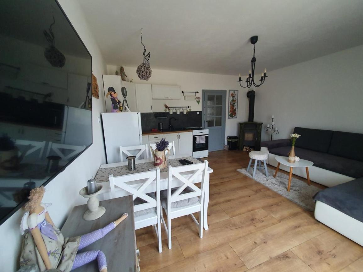 Prosiek Apartmanovy Dom Adas מראה חיצוני תמונה